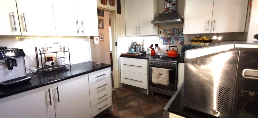 3 Bedroom Property for Sale in Brackendowns Gauteng