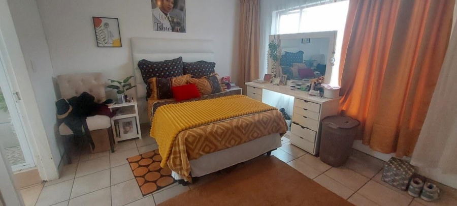 3 Bedroom Property for Sale in Albertsdal Gauteng