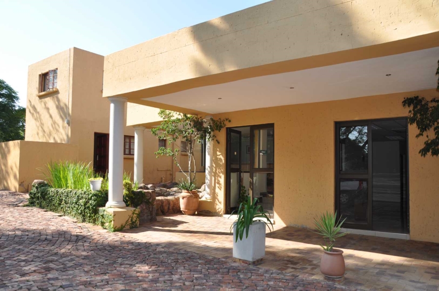 28 Bedroom Property for Sale in Glen Austin Gauteng