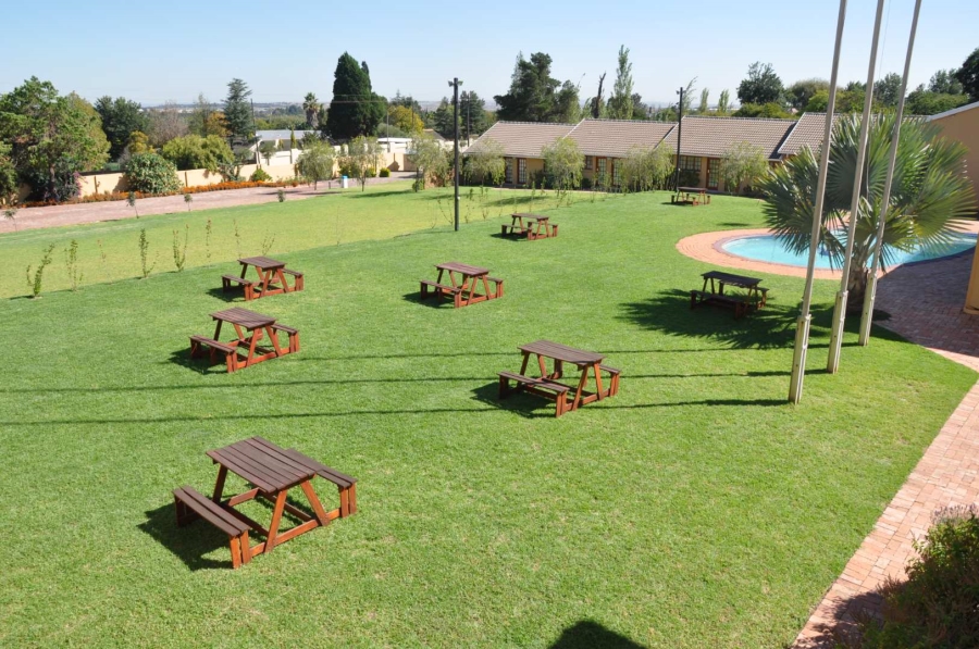 28 Bedroom Property for Sale in Glen Austin Gauteng