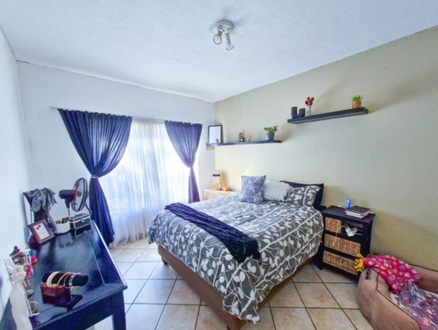 2 Bedroom Property for Sale in Willow Park Manor Gauteng