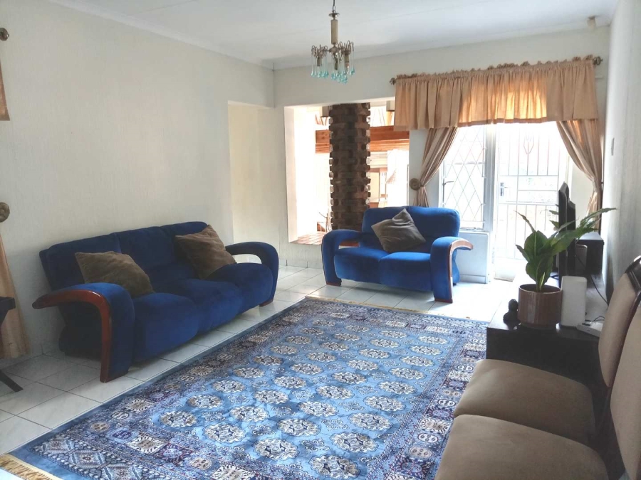 4 Bedroom Property for Sale in Waterkloof Glen Gauteng