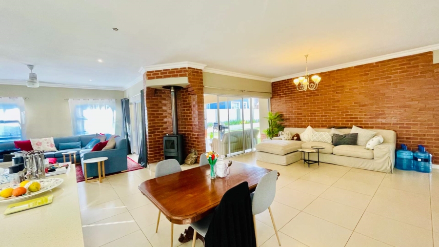 4 Bedroom Property for Sale in Midstream Hill Gauteng