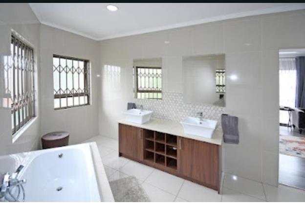 4 Bedroom Property for Sale in Morningside Gauteng