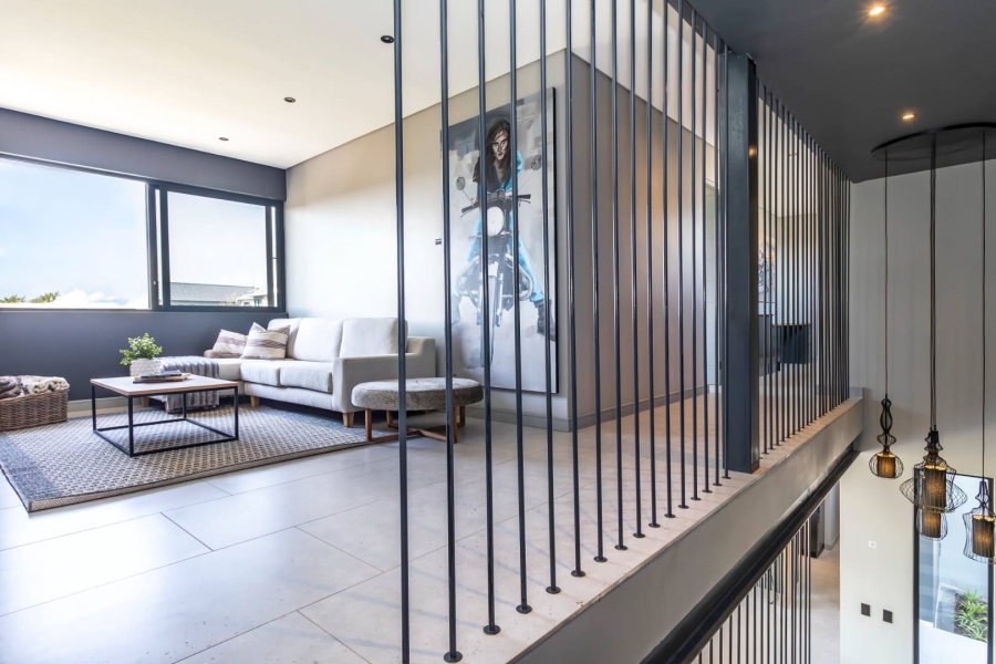 5 Bedroom Property for Sale in Helderfontein Estate Gauteng