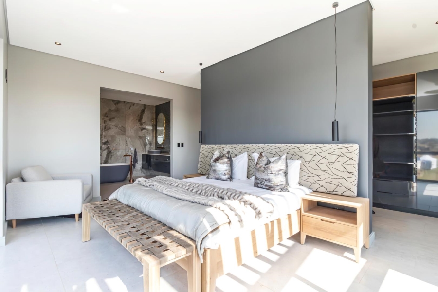 5 Bedroom Property for Sale in Helderfontein Estate Gauteng