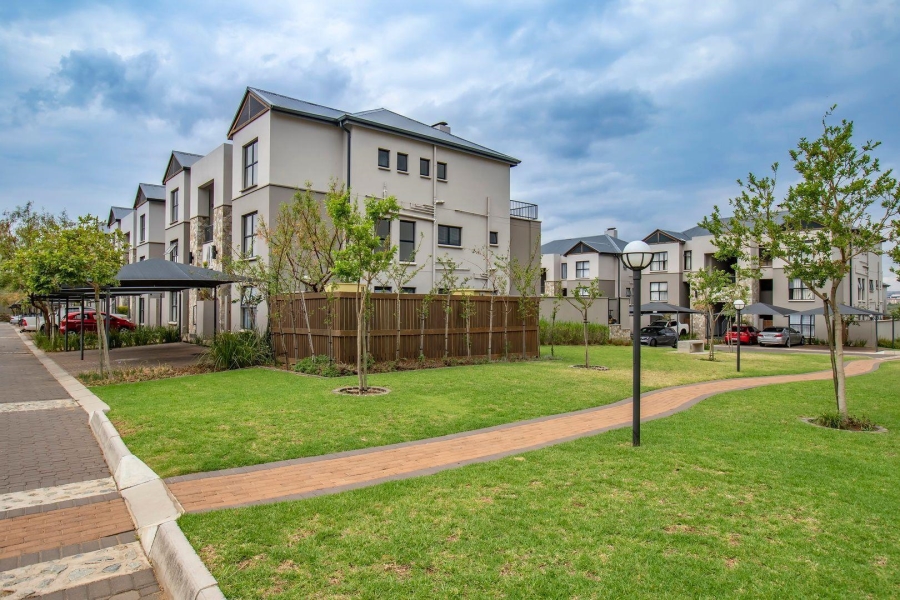 3 Bedroom Property for Sale in Waterfall Gauteng