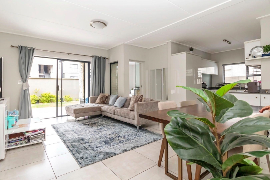 3 Bedroom Property for Sale in Waterfall Gauteng