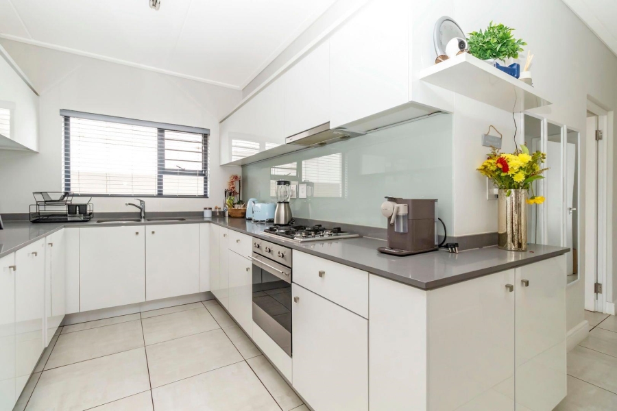 3 Bedroom Property for Sale in Waterfall Gauteng