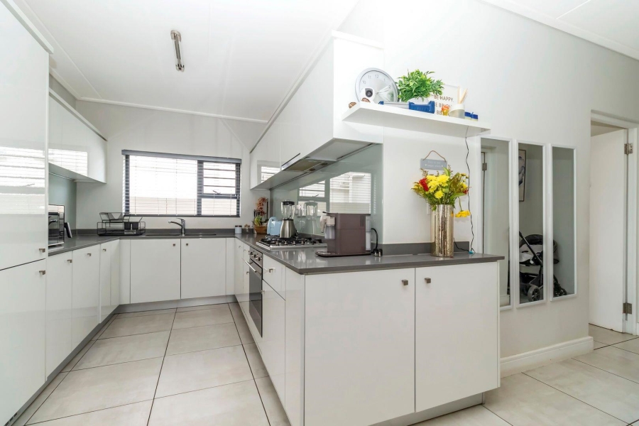 3 Bedroom Property for Sale in Waterfall Gauteng