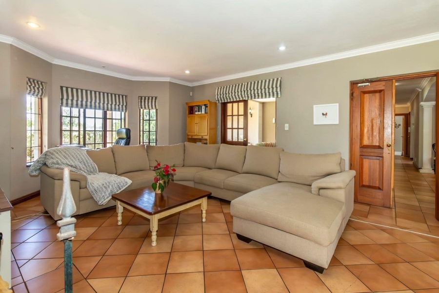 6 Bedroom Property for Sale in Kyalami Ah Gauteng