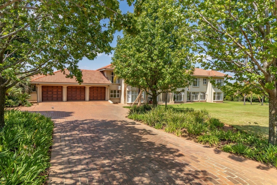 6 Bedroom Property for Sale in Saddlebrook Estate Gauteng