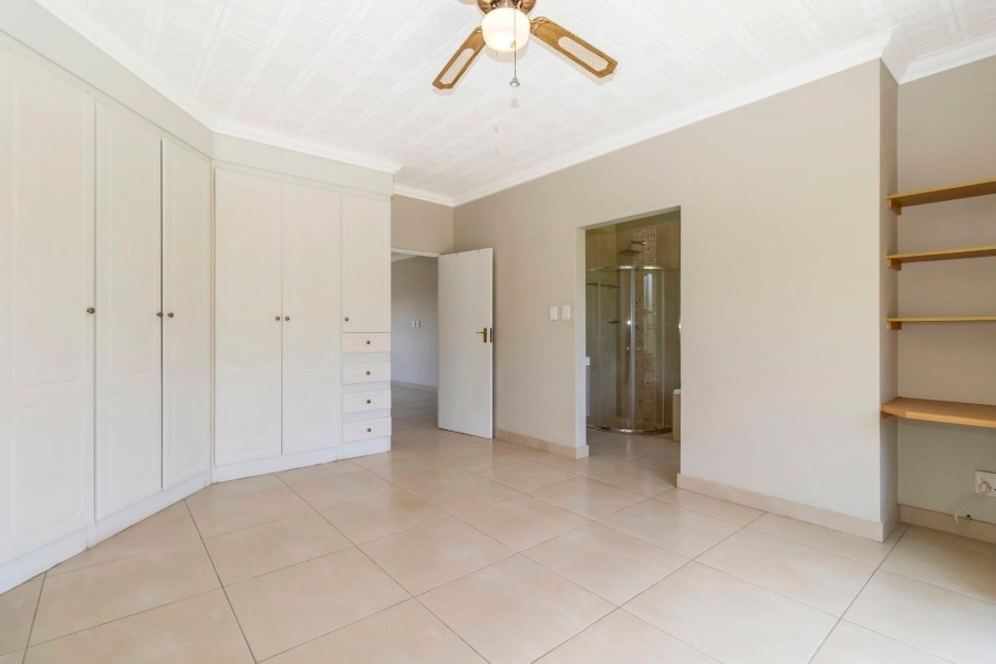 6 Bedroom Property for Sale in Saddlebrook Estate Gauteng