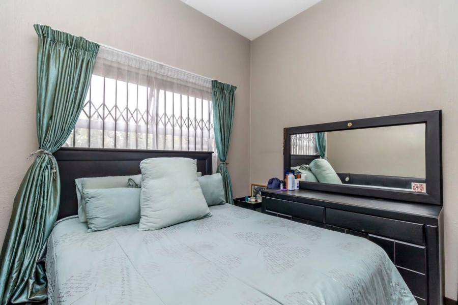 3 Bedroom Property for Sale in Barbeque Downs Gauteng