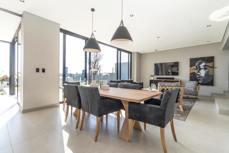 4 Bedroom Property for Sale in Helderfontein Estate Gauteng