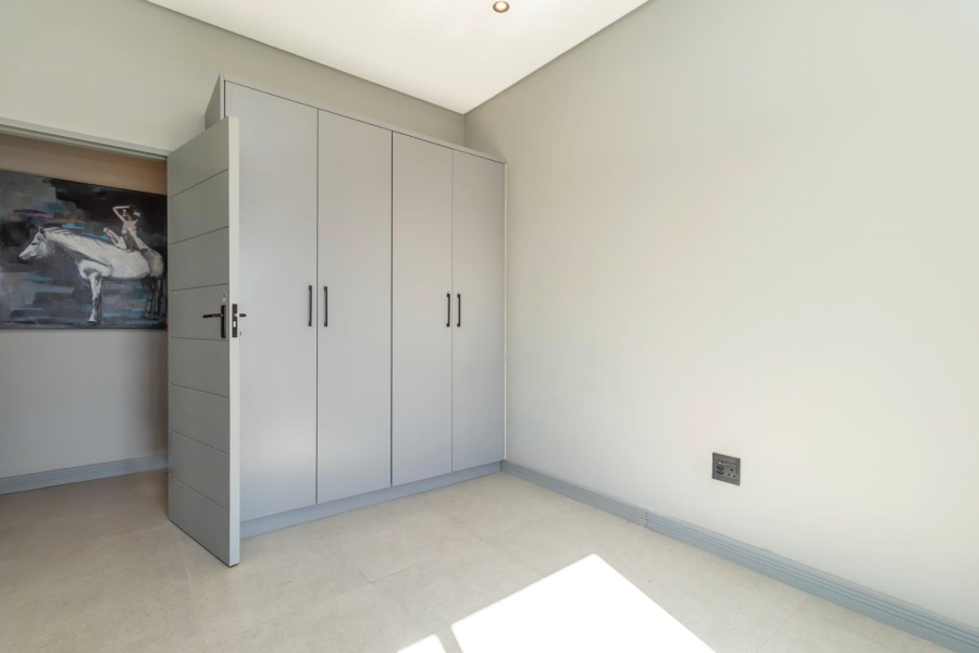 4 Bedroom Property for Sale in Helderfontein Estate Gauteng
