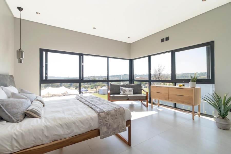 4 Bedroom Property for Sale in Helderfontein Estate Gauteng