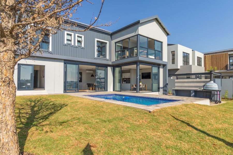 4 Bedroom Property for Sale in Helderfontein Estate Gauteng