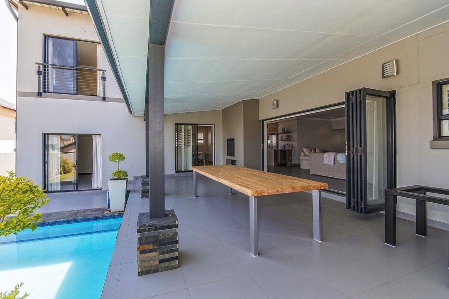 4 Bedroom Property for Sale in Waterfall Country Village Gauteng