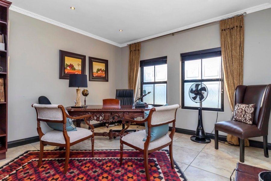 6 Bedroom Property for Sale in Saddlebrook Estate Gauteng