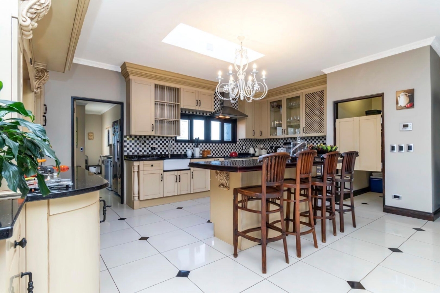 6 Bedroom Property for Sale in Saddlebrook Estate Gauteng