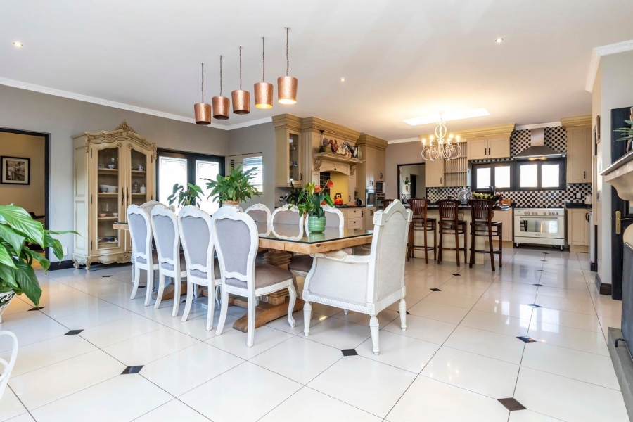 6 Bedroom Property for Sale in Saddlebrook Estate Gauteng