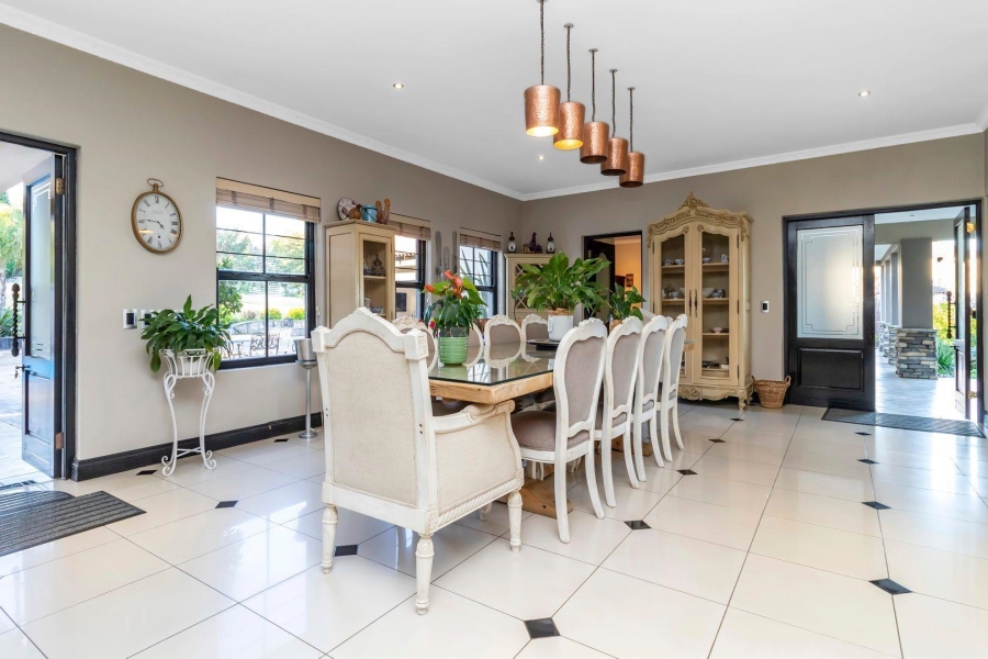 6 Bedroom Property for Sale in Saddlebrook Estate Gauteng