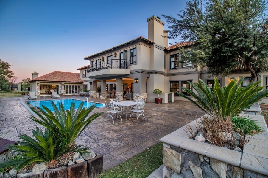 6 Bedroom Property for Sale in Saddlebrook Estate Gauteng