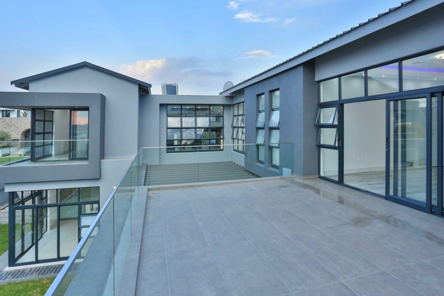 5 Bedroom Property for Sale in Waterfall Country Estate Gauteng