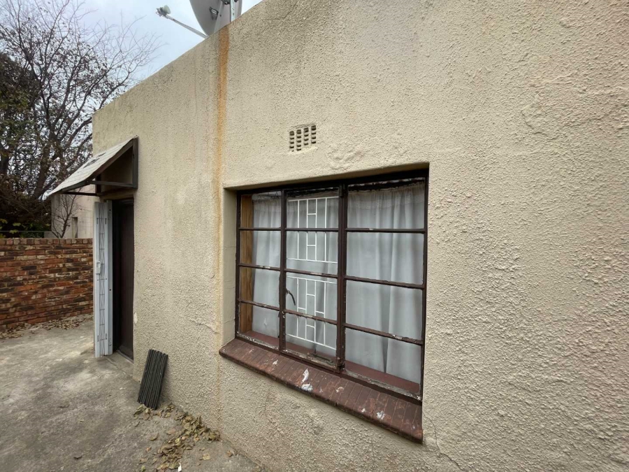 4 Bedroom Property for Sale in Raceview Gauteng