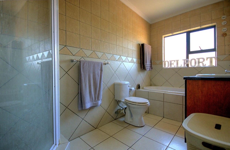 2 Bedroom Property for Sale in Verwoerdpark Gauteng