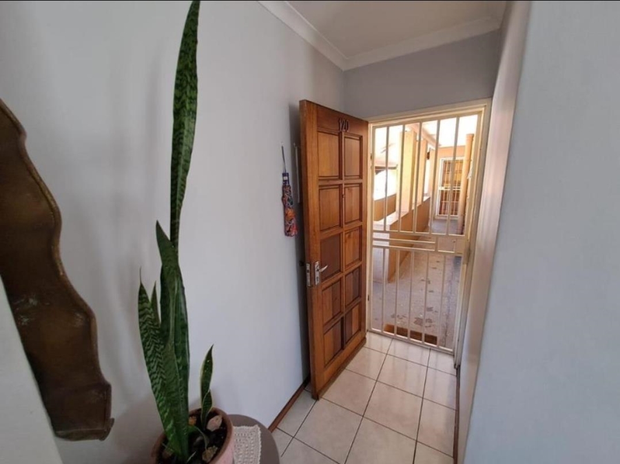 2 Bedroom Property for Sale in Alan Manor Gauteng