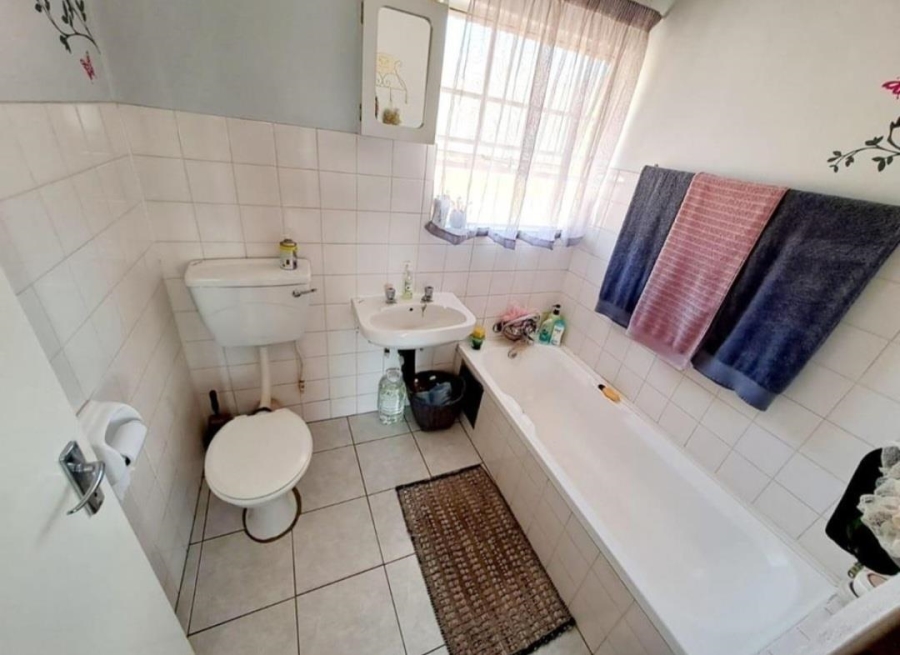 2 Bedroom Property for Sale in Alan Manor Gauteng