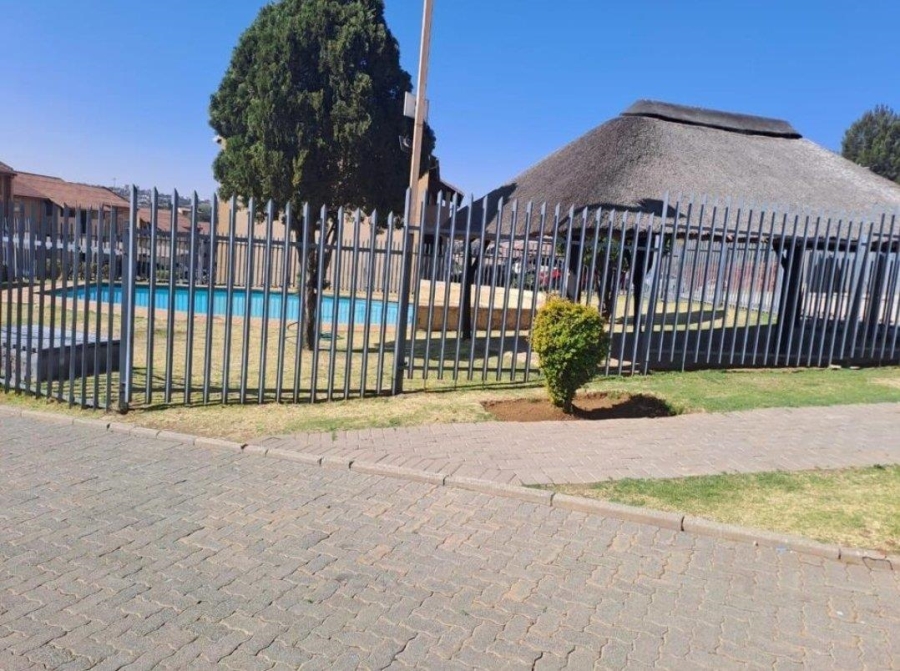 2 Bedroom Property for Sale in Alan Manor Gauteng