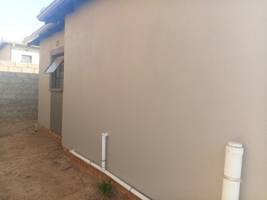 3 Bedroom Property for Sale in Clayville Gauteng