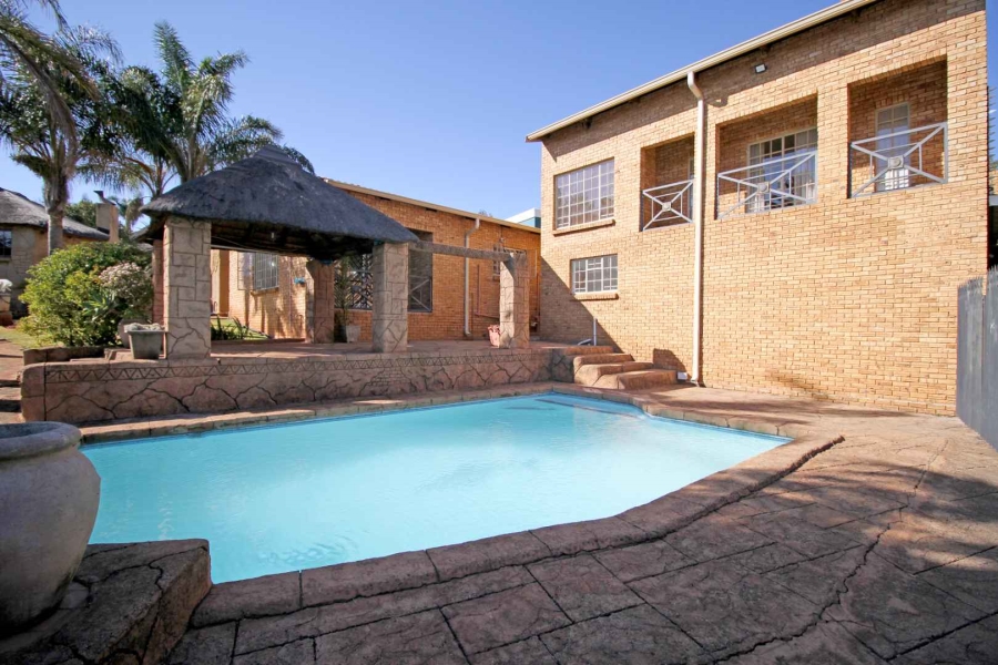 4 Bedroom Property for Sale in Noordheuwel Gauteng