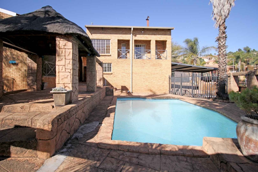 4 Bedroom Property for Sale in Noordheuwel Gauteng