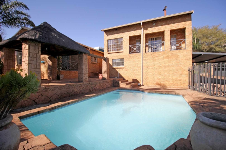 4 Bedroom Property for Sale in Noordheuwel Gauteng