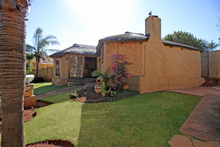 4 Bedroom Property for Sale in Noordheuwel Gauteng