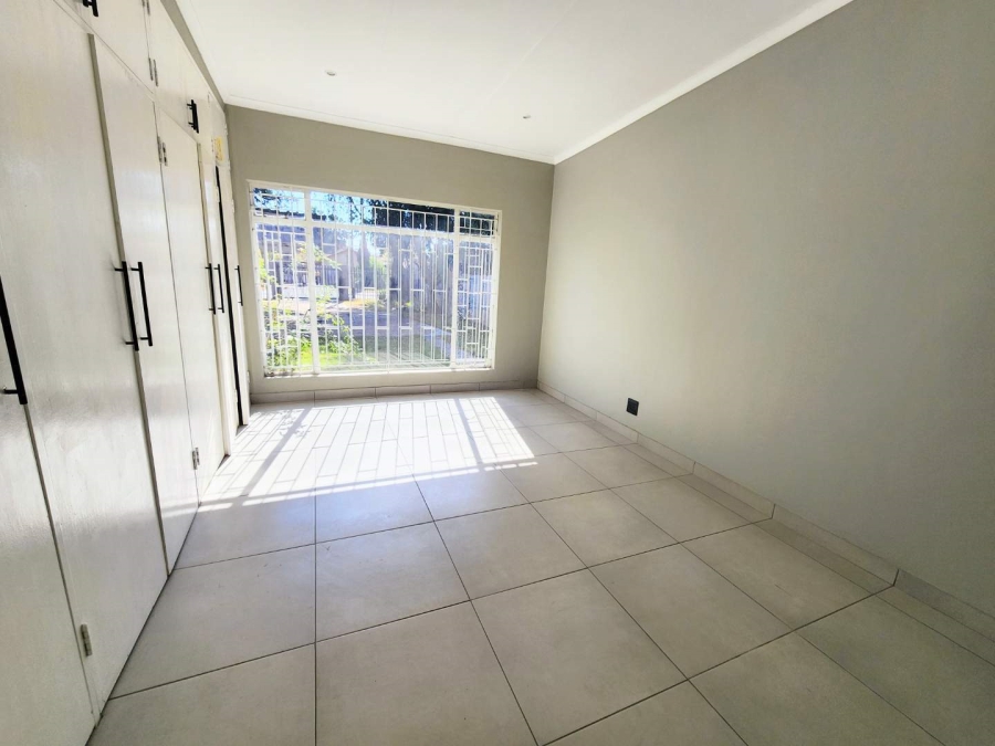 3 Bedroom Property for Sale in Kilner Park Gauteng