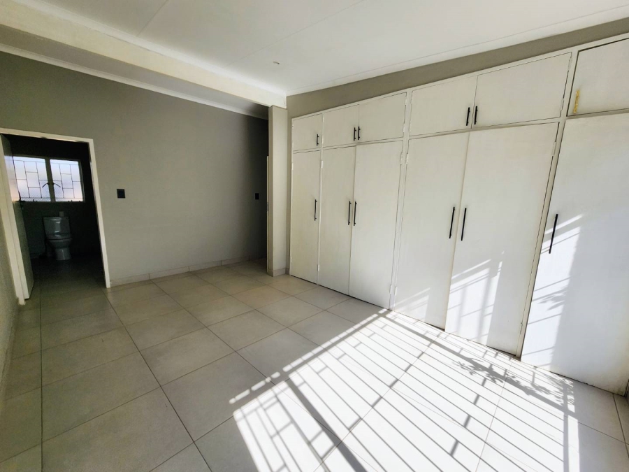 3 Bedroom Property for Sale in Kilner Park Gauteng