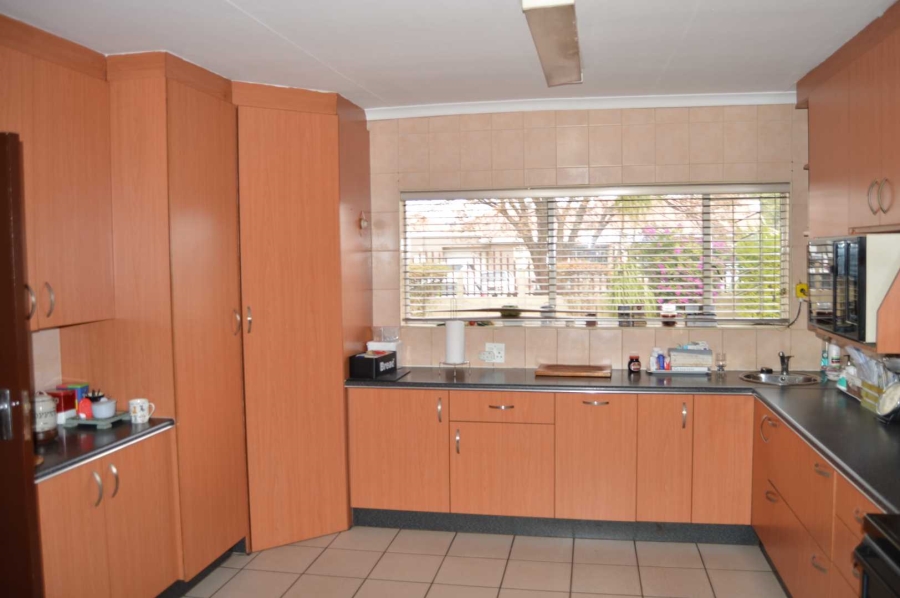 4 Bedroom Property for Sale in Raceview Gauteng