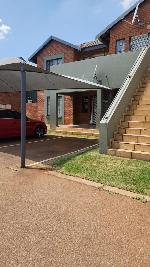 To Let 2 Bedroom Property for Rent in Theresa Park Gauteng