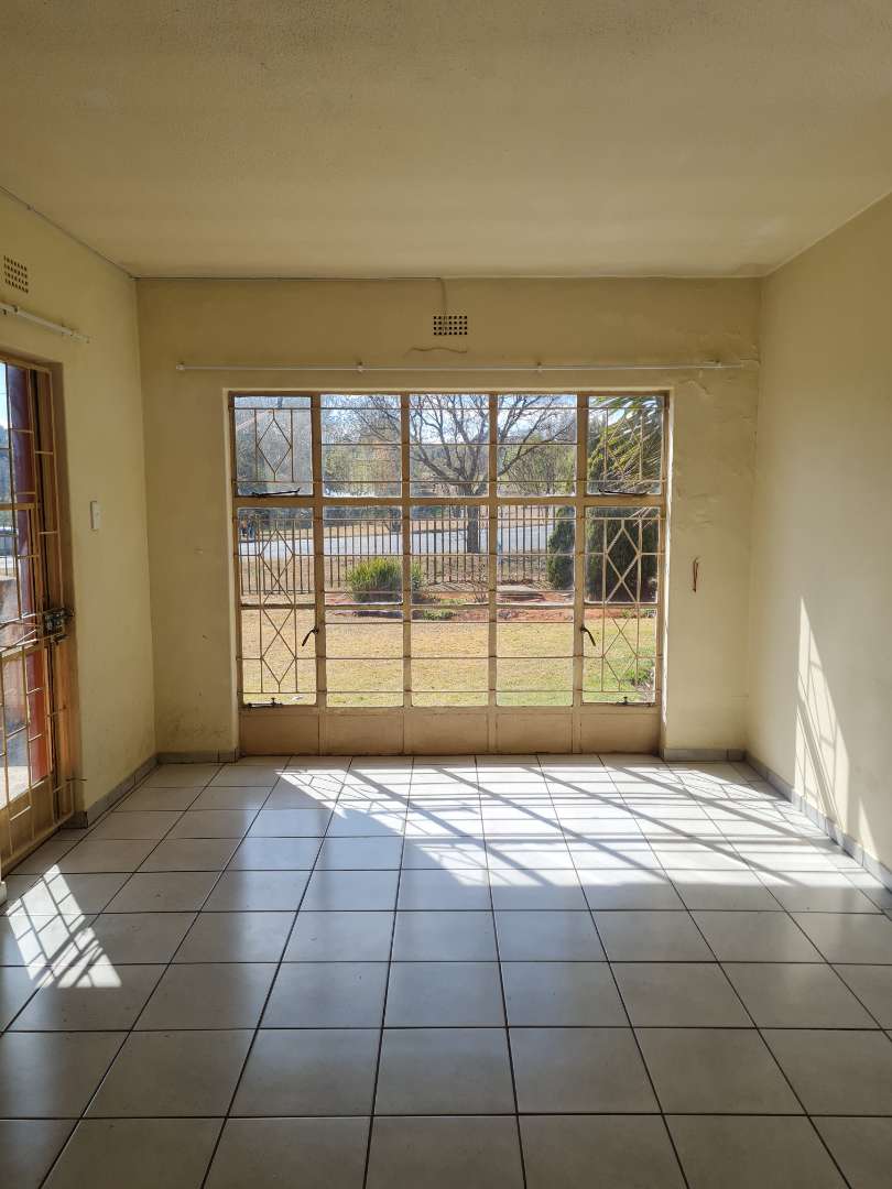 To Let 1 Bedroom Property for Rent in Horison View Gauteng