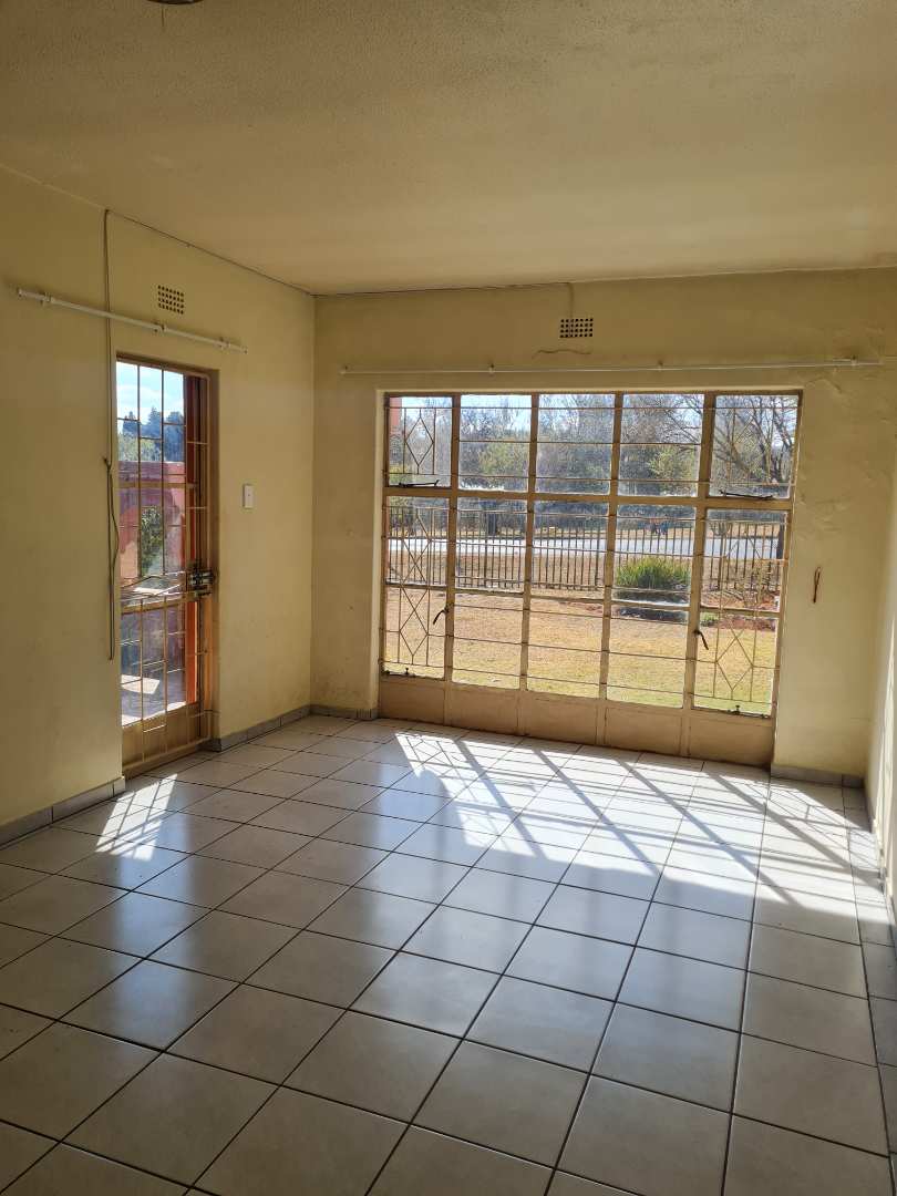 To Let 1 Bedroom Property for Rent in Horison View Gauteng