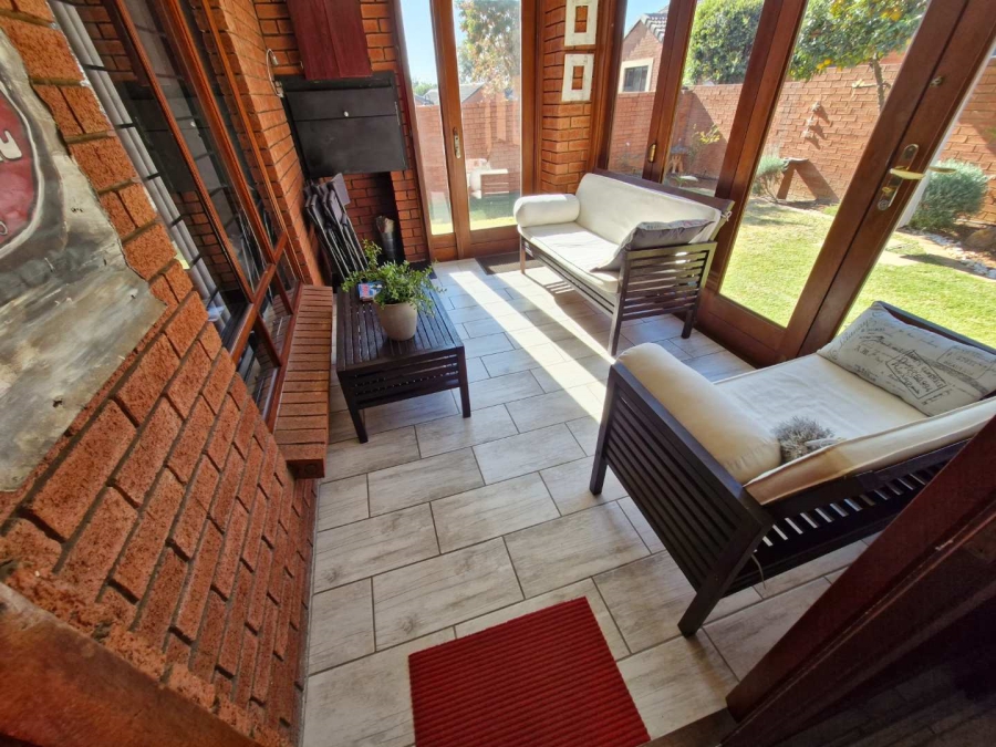 3 Bedroom Property for Sale in Boardwalk Gauteng