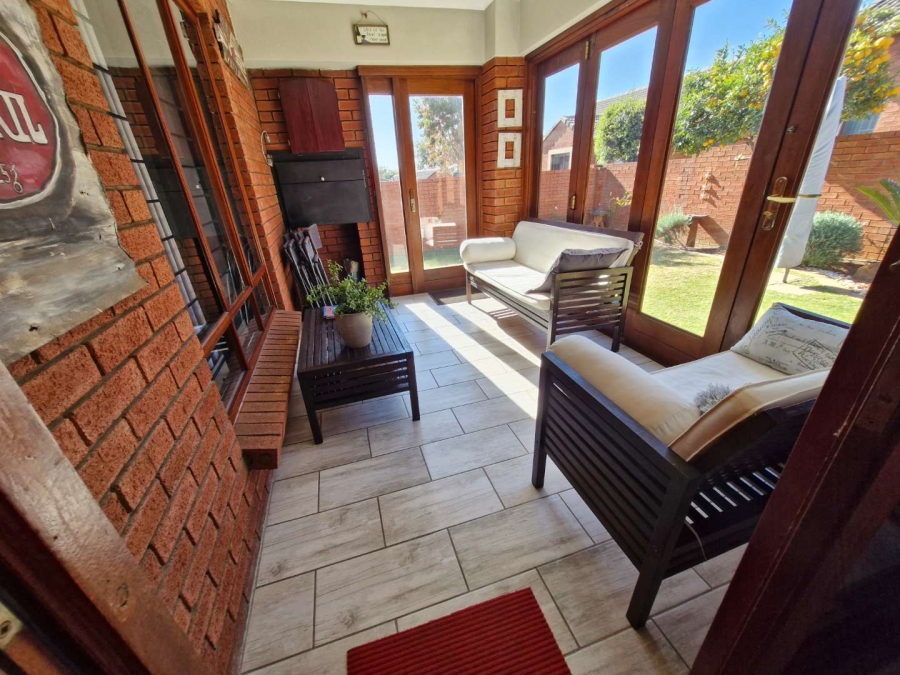 3 Bedroom Property for Sale in Boardwalk Gauteng