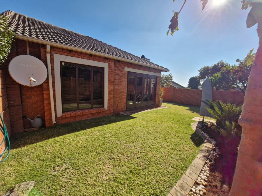 3 Bedroom Property for Sale in Boardwalk Gauteng