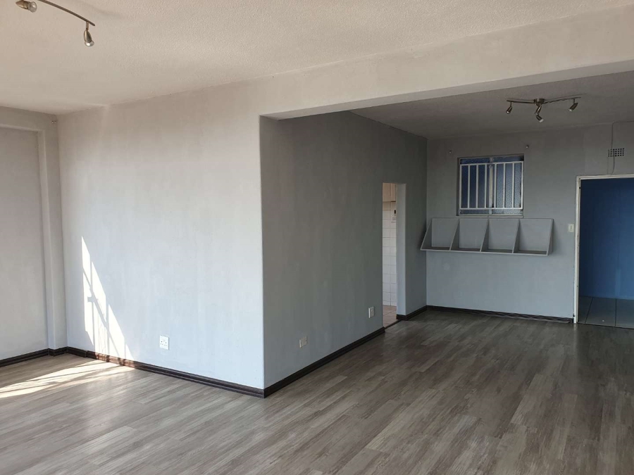 6 Bedroom Property for Sale in The Hill Gauteng