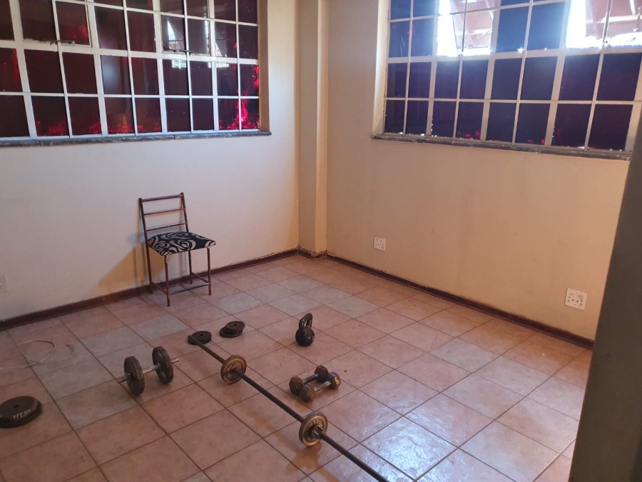 6 Bedroom Property for Sale in The Hill Gauteng